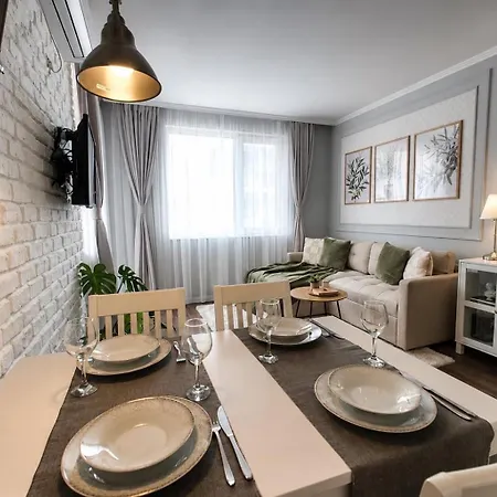 Cozy & Elegant